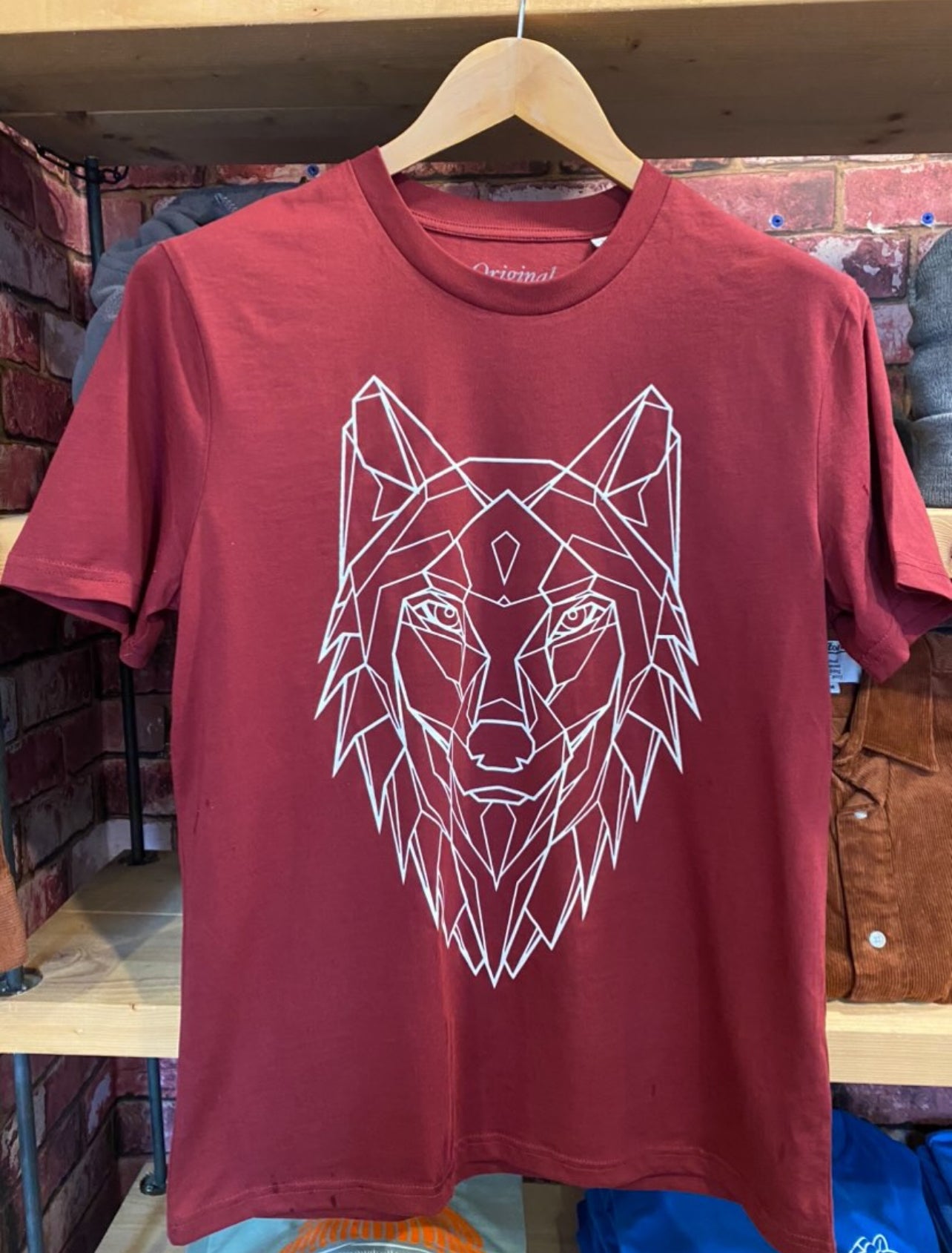 Winston’s Wolf T-Shirt - Burgundy